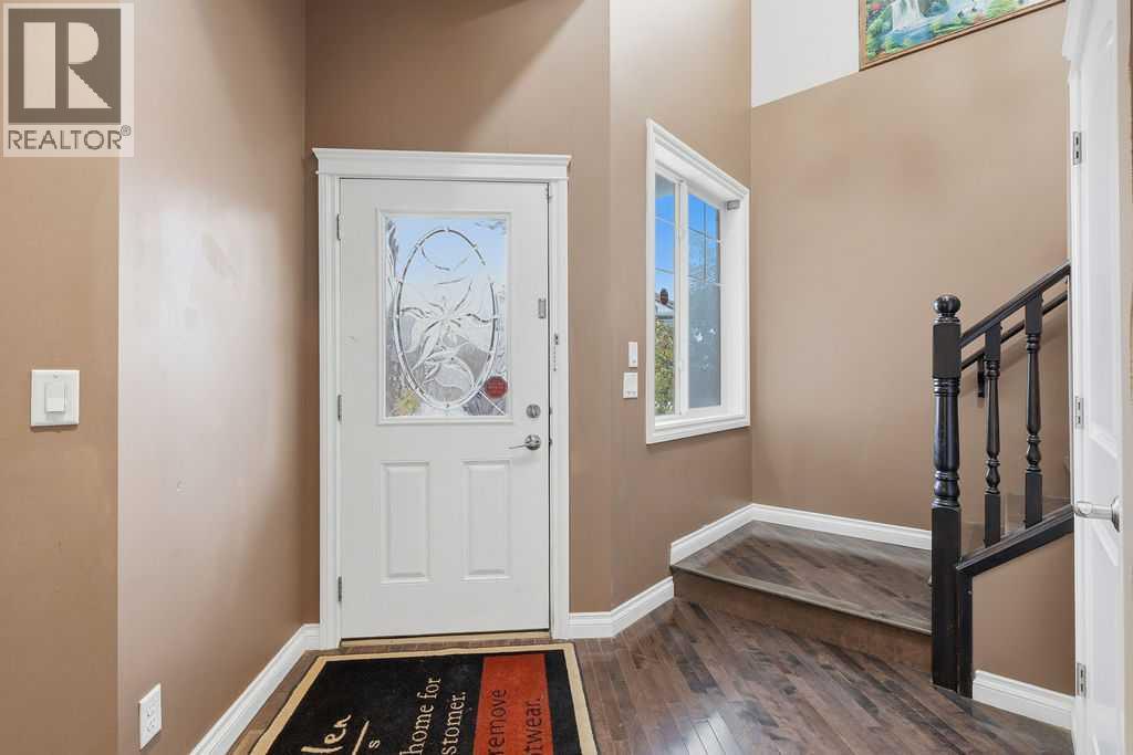 290 Valleyview Court Se, Calgary, Alberta  T2B 0K7 - Photo 7 - A2343774