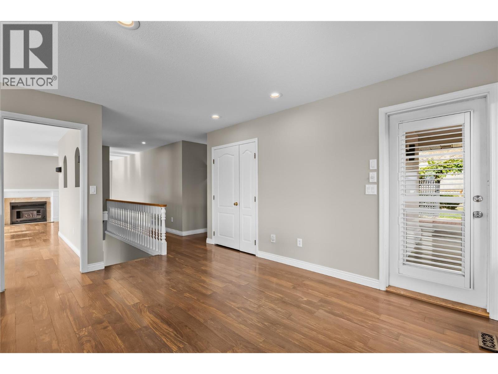 657 Royal View Drive, Kelowna, British Columbia  V1Y 9K5 - Photo 35 - 10402296