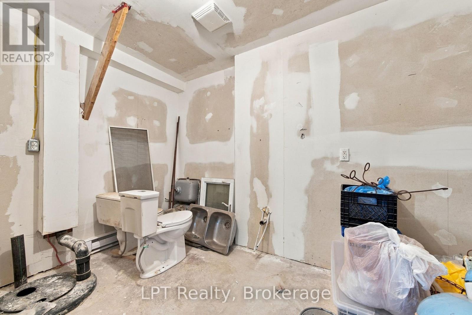 3857 County 8 Road, Prince Edward County, Ontario  K0K 2T0 - Photo 47 - X13886540