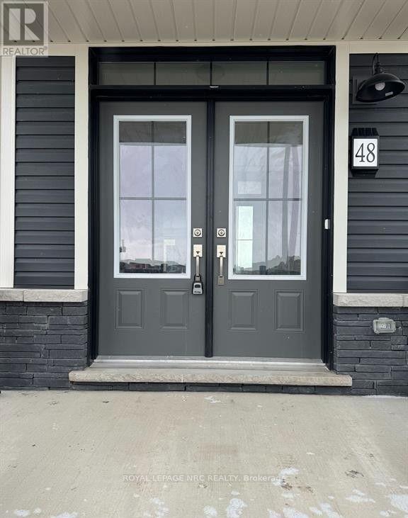 48 Varsity Drive, Welland, Ontario  L3B 0N3 - Photo 5 - X13886482