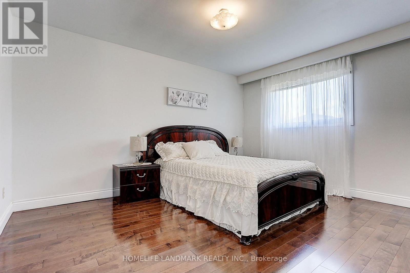 Main Unit - 18 Faye Drive, Toronto, Ontario M2J 3S6 - Photo 4 - C13886476