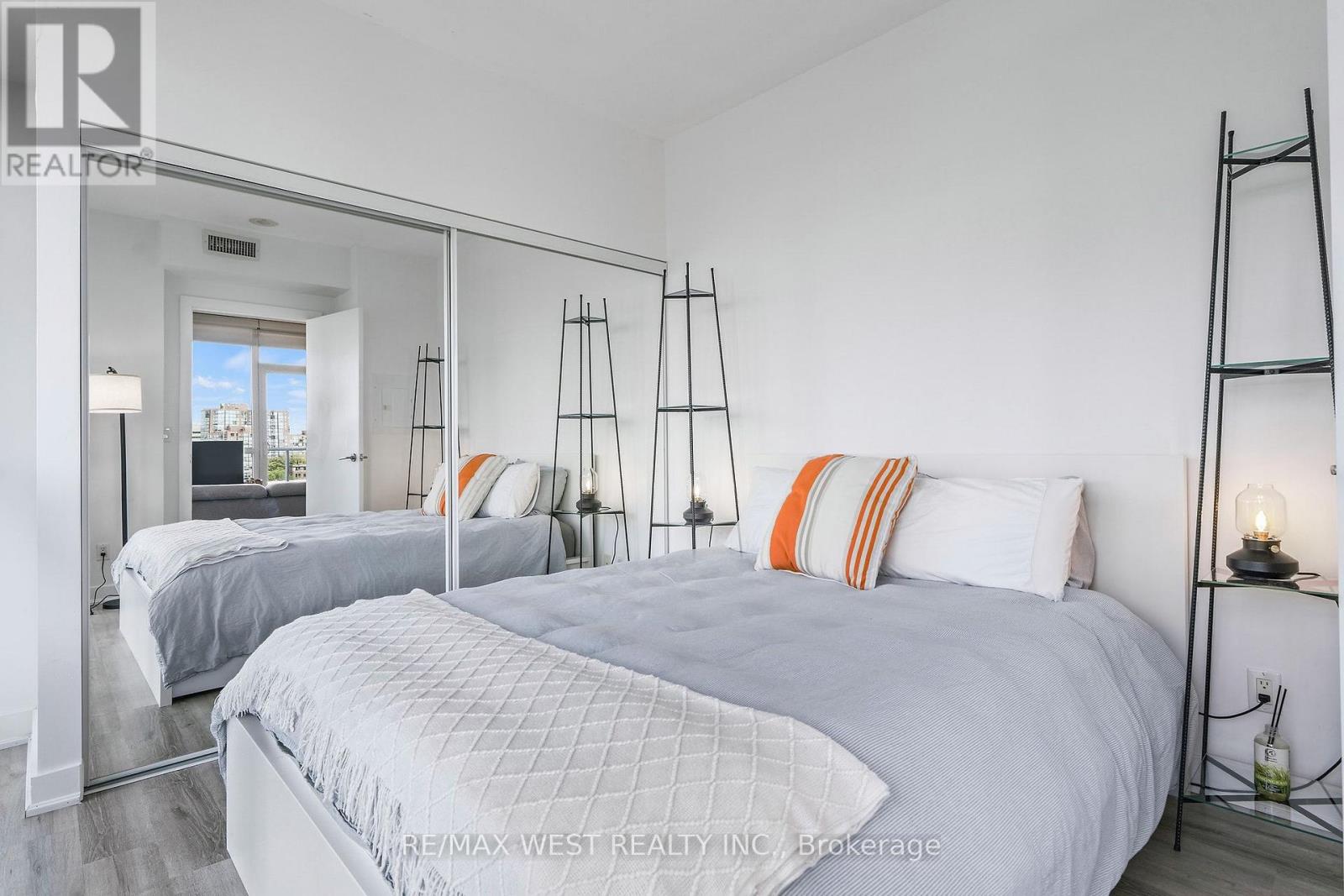1002 - 169 Fort York Boulevard, Toronto, Ontario M5V 0C8 - Photo 18 - C13886480