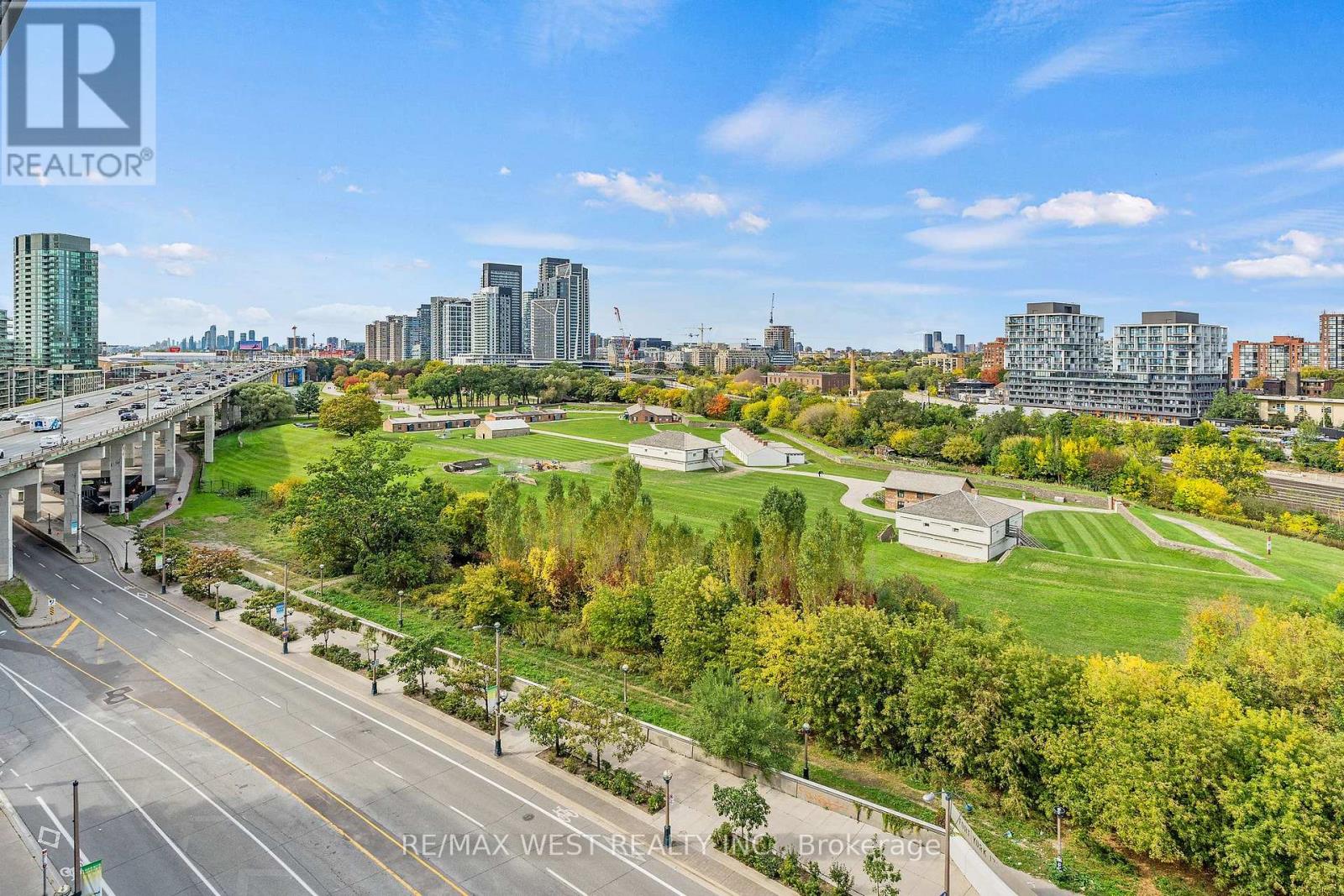 1002 - 169 Fort York Boulevard, Toronto, Ontario M5V 0C8 - Photo 22 - C13886480