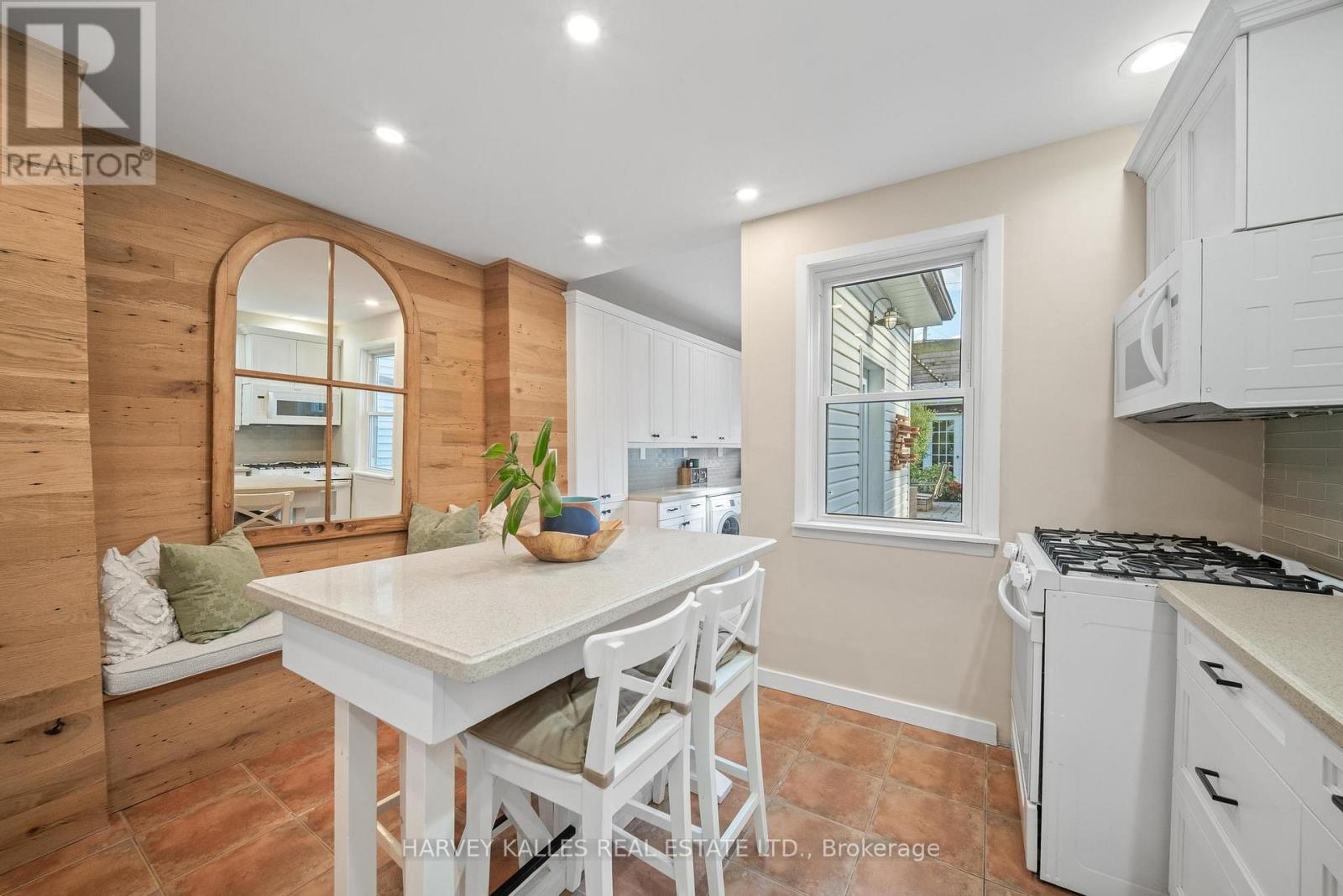 495 Roxton Road, Toronto, Ontario M6G 3R5 - Photo 11 - C13886498