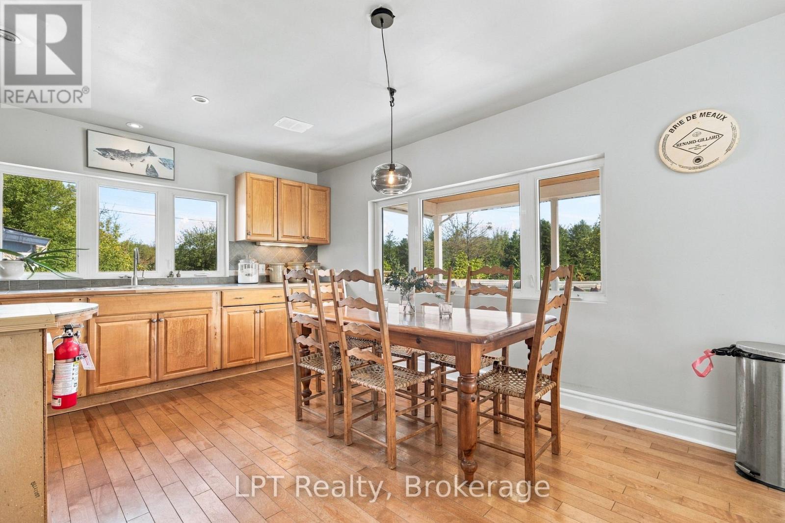 3857 County 8 Road, Prince Edward County, Ontario  K0K 2T0 - Photo 13 - X13886540
