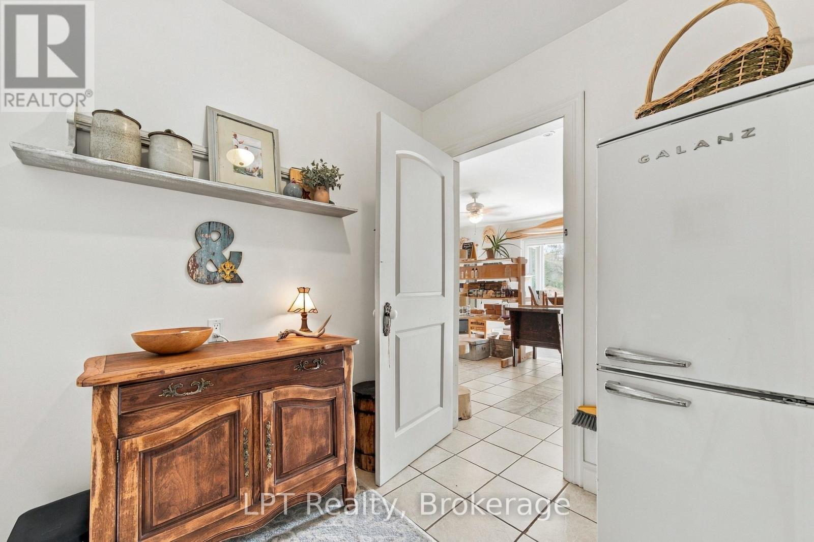 3857 County 8 Road, Prince Edward County, Ontario  K0K 2T0 - Photo 35 - X13886540
