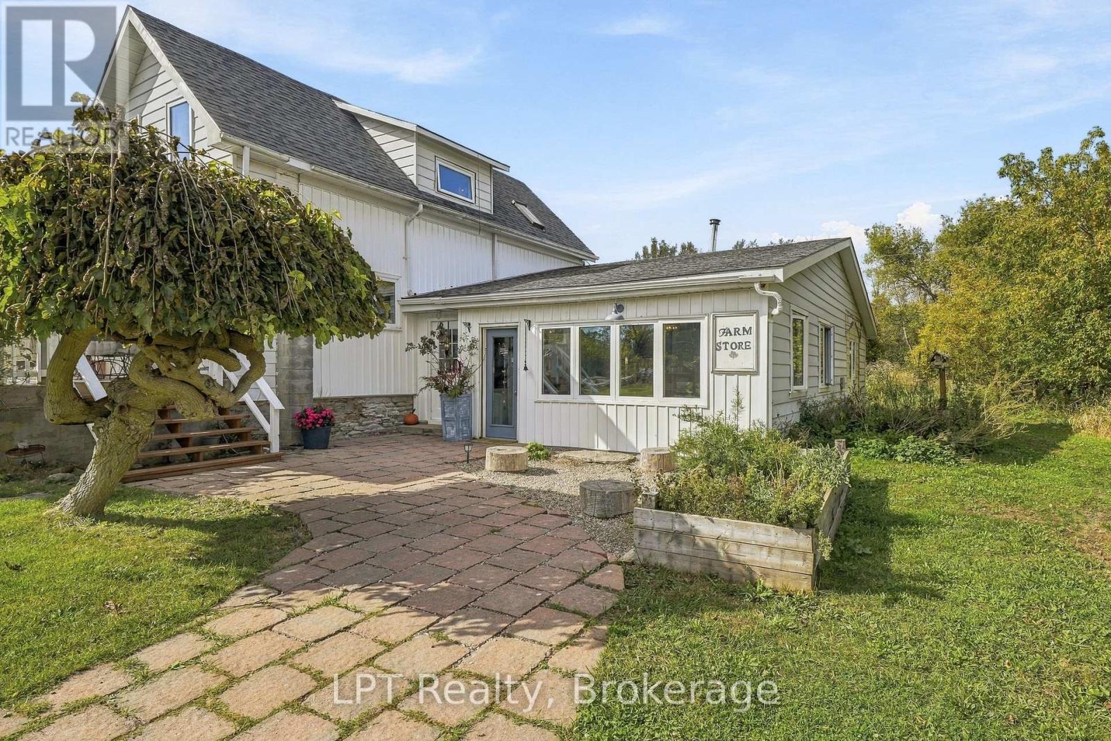 3857 COUNTY 8 ROAD Prince Edward County (North Marysburg Ward) Ontario Canada K0K2T0 4