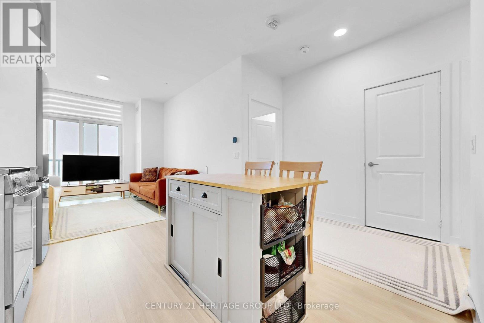 3504 - 30 Upper Mall Way, Vaughan, Ontario L4J 0L7 - Photo 14 - N13886530