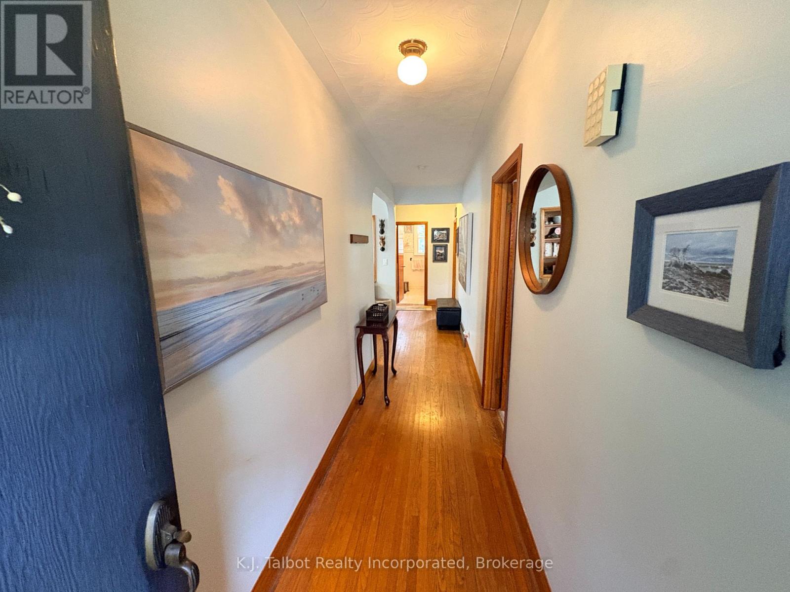 207 Cameron Street, Goderich, Ontario  N7A 3K9 - Photo 8 - X13886502
