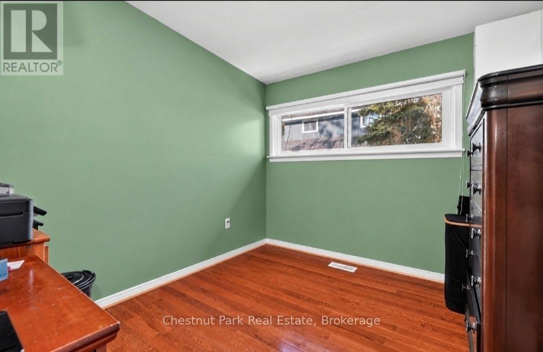 240 Knister Road, Gravenhurst, Ontario  P1P 1R4 - Photo 25 - X13886528