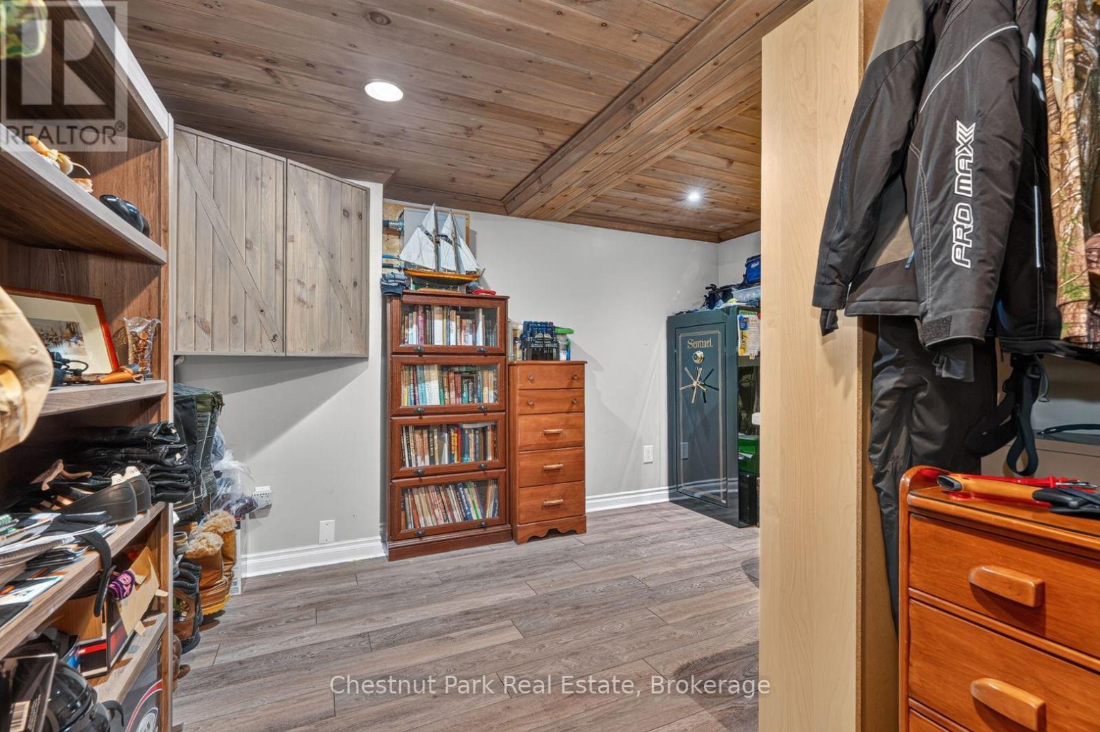 240 Knister Road, Gravenhurst, Ontario  P1P 1R4 - Photo 29 - X13886528