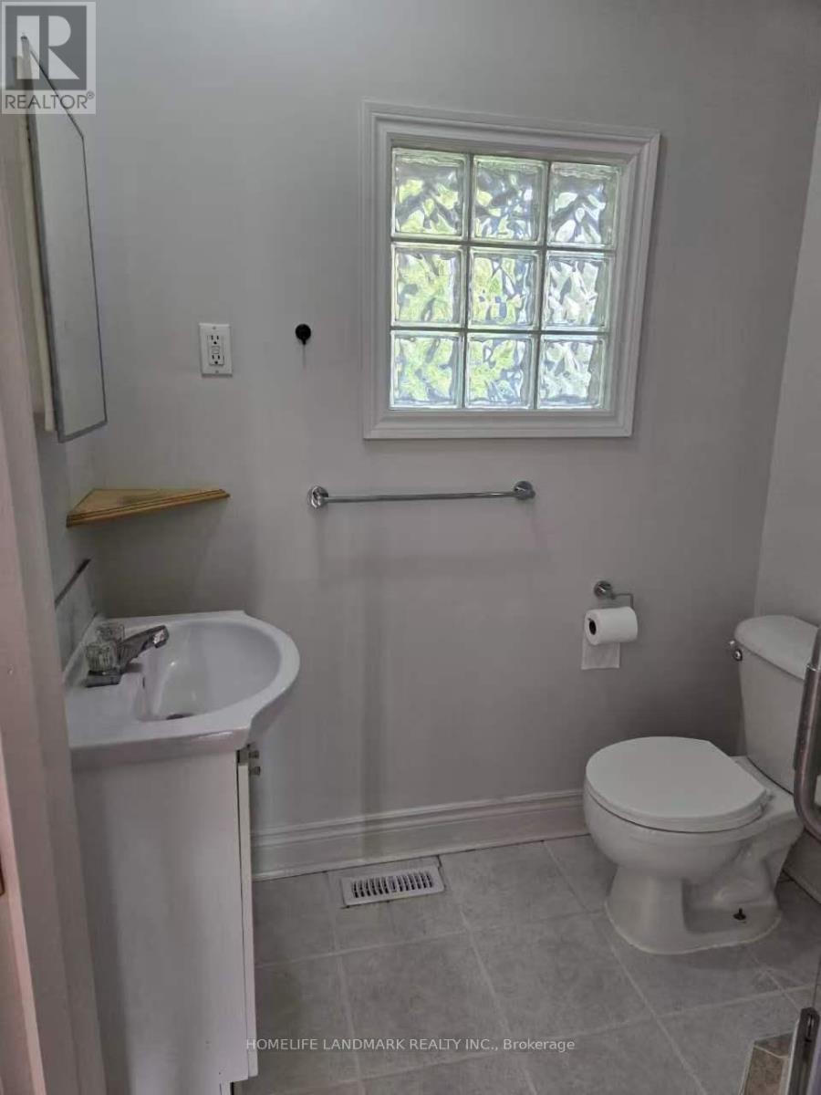 9a Metro Road S, Georgina, Ontario L4P 1V7 - Photo 5 - N13886360