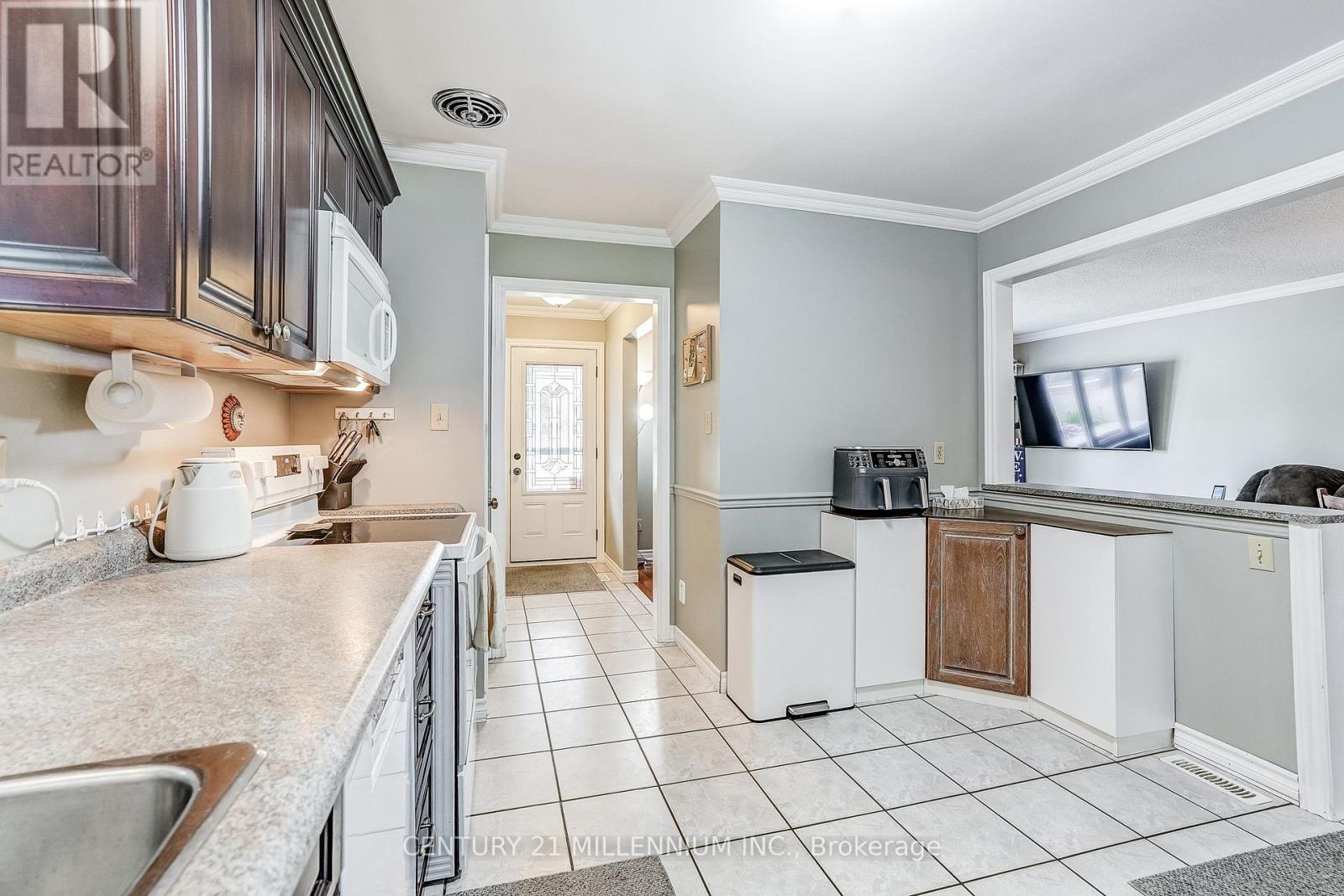 72 Glebe Crescent, Brampton, Ontario  L6S 1G1 - Photo 15 - W13886484