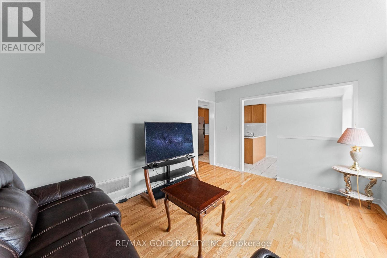 7 Frostbite Lane, Brampton, Ontario  L6R 3L6 - Photo 10 - W13886494