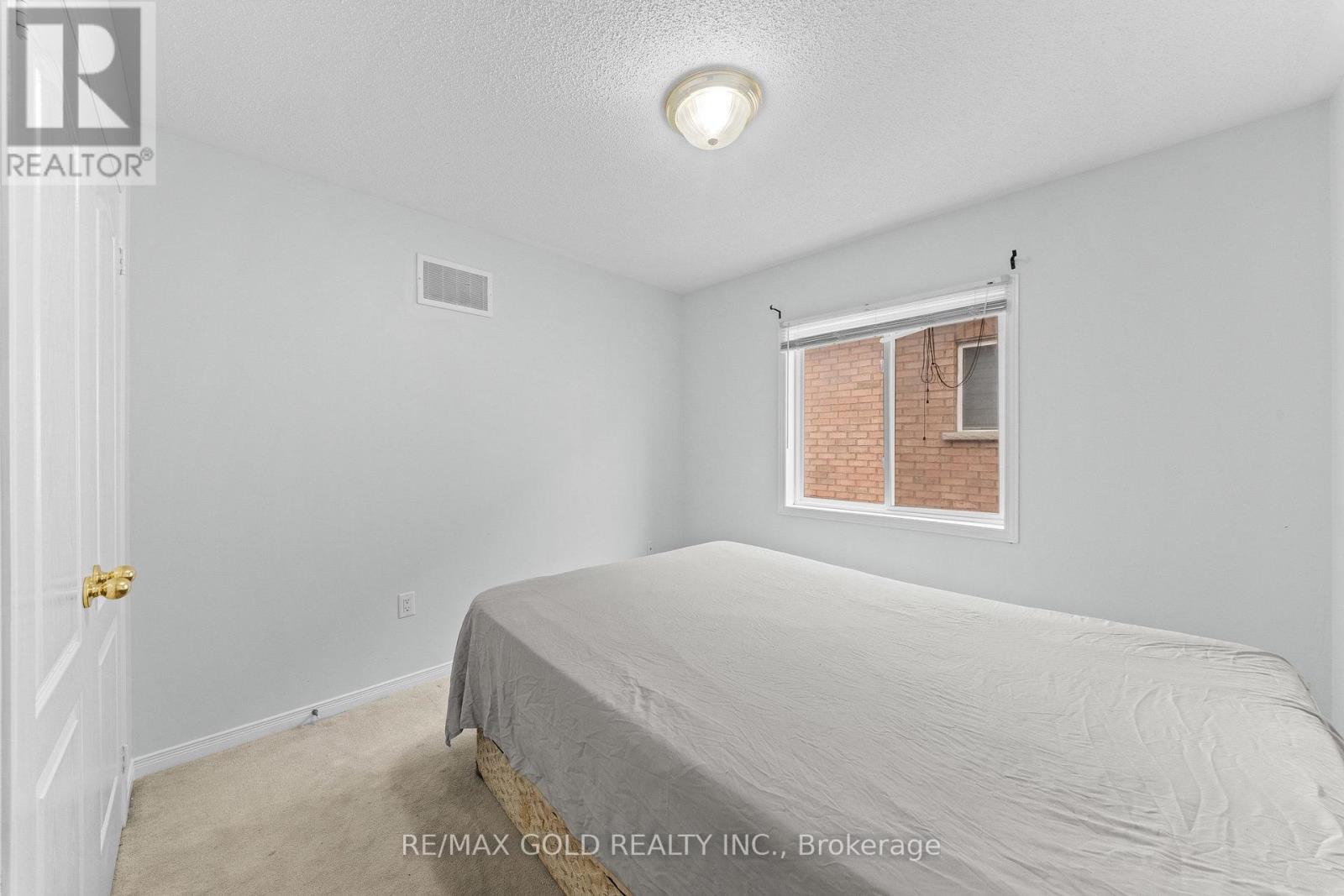 7 Frostbite Lane, Brampton, Ontario  L6R 3L6 - Photo 28 - W13886494