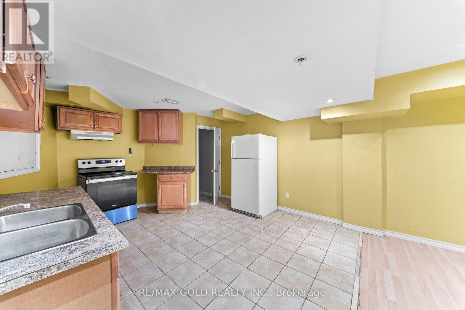 7 Frostbite Lane, Brampton, Ontario  L6R 3L6 - Photo 31 - W13886494