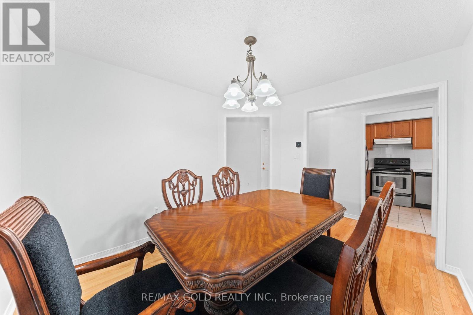 7 Frostbite Lane, Brampton, Ontario  L6R 3L6 - Photo 7 - W13886494