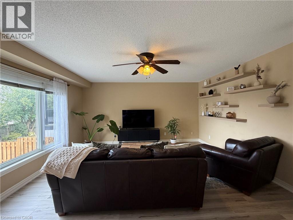 82 St. Davids Road, St. Catharines, Ontario  L2T 1P9 - Photo 8 - 40870381