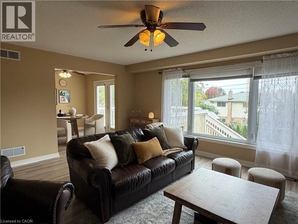 82 St. Davids Road, St. Catharines, Ontario  L2T 1P9 - Photo 7 - 40870381