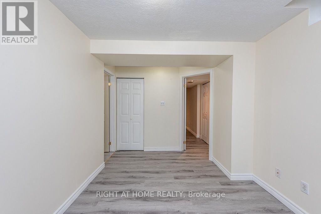 975 Mantle Crescent, Mississauga, Ontario  L5V 2G3 - Photo 43 - W13879648