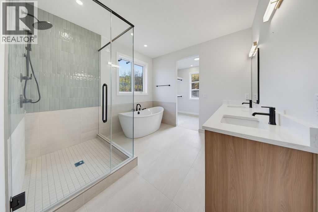 83 Crestridge Heights Sw, Calgary, Alberta  T3B 6K6 - Photo 20 - A2351550