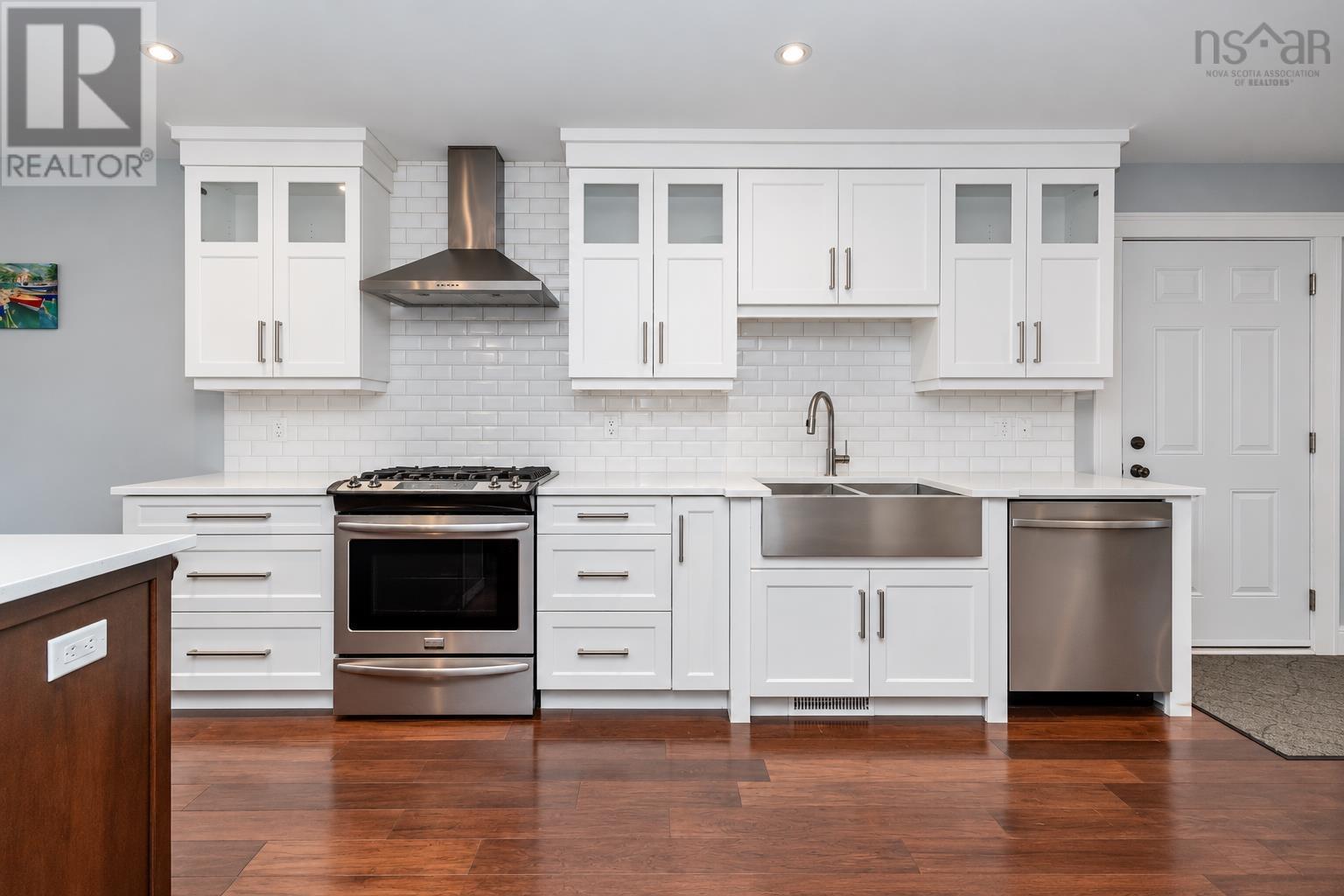 225 Hampton Drive, Sydney River, Nova Scotia  B1L 0A7 - Photo 15 - 202625685