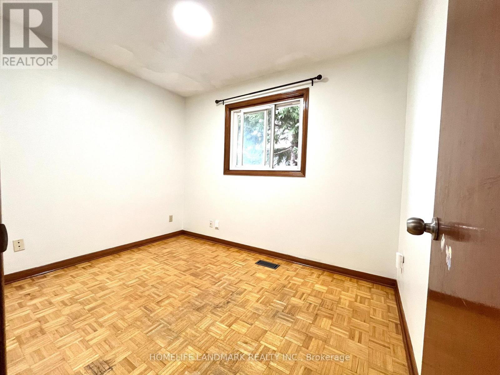 44 Lady Churchill Court, Toronto, Ontario  M1V 2J6 - Photo 15 - E13886554