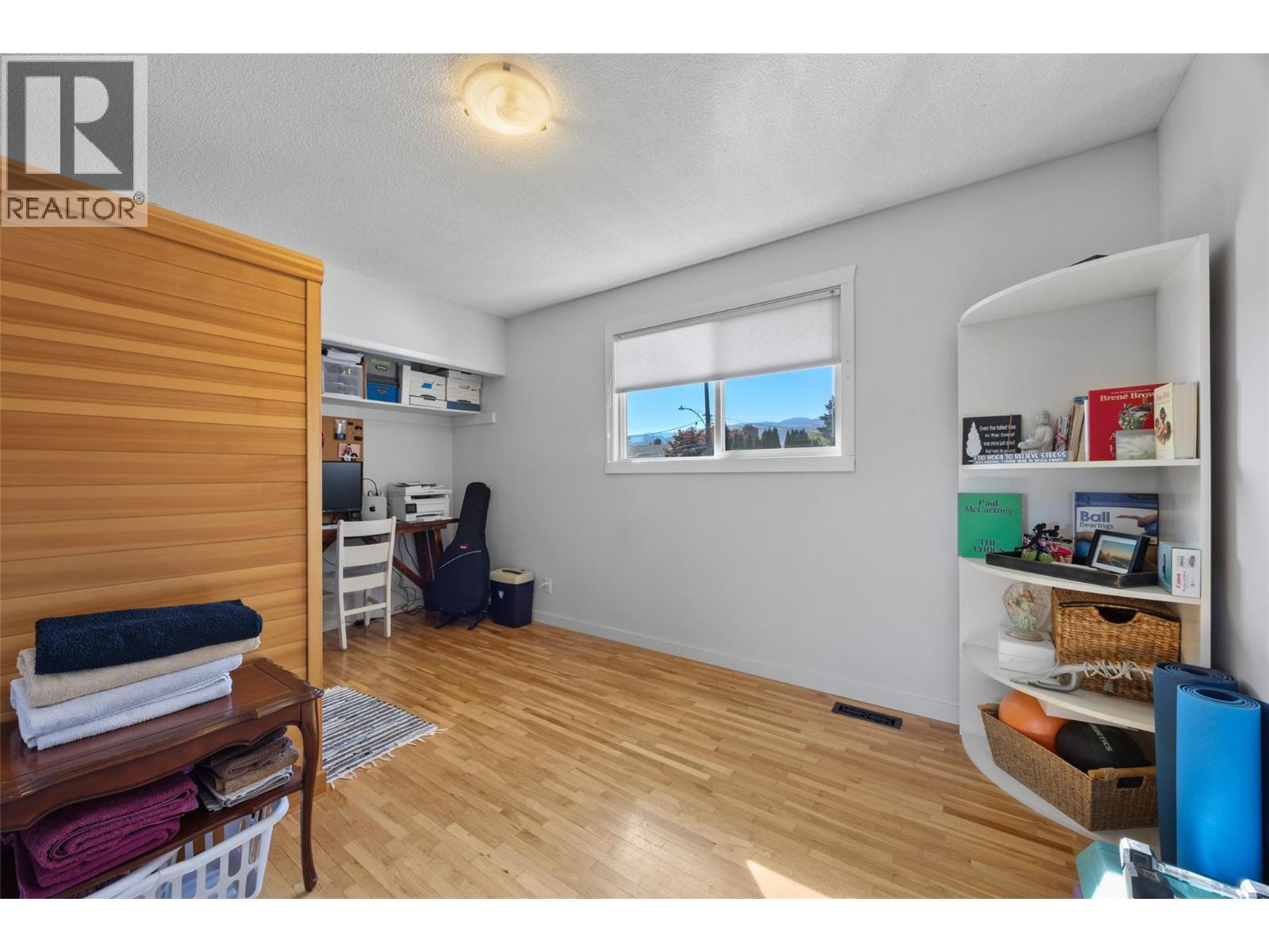 732 Ivy Avenue, Kamloops, British Columbia  V2B 3X1 - Photo 24 - 10402882