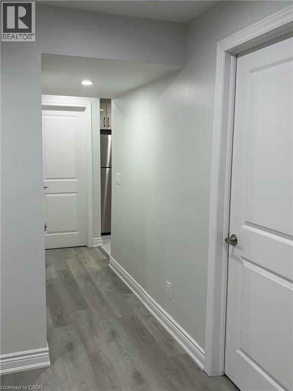 37 Parkglen Street Unit# Lower Level, Kitchener, Ontario  N2R 0L8 - Photo 2 - 40867065