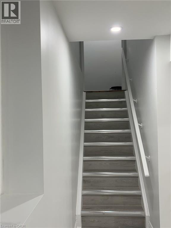 37 Parkglen Street Unit# Lower Level, Kitchener, Ontario  N2R 0L8 - Photo 4 - 40867065