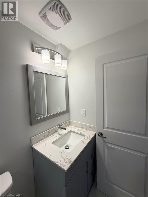 37 Parkglen Street Unit# Lower Level, Kitchener, Ontario  N2R 0L8 - Photo 5 - 40867065