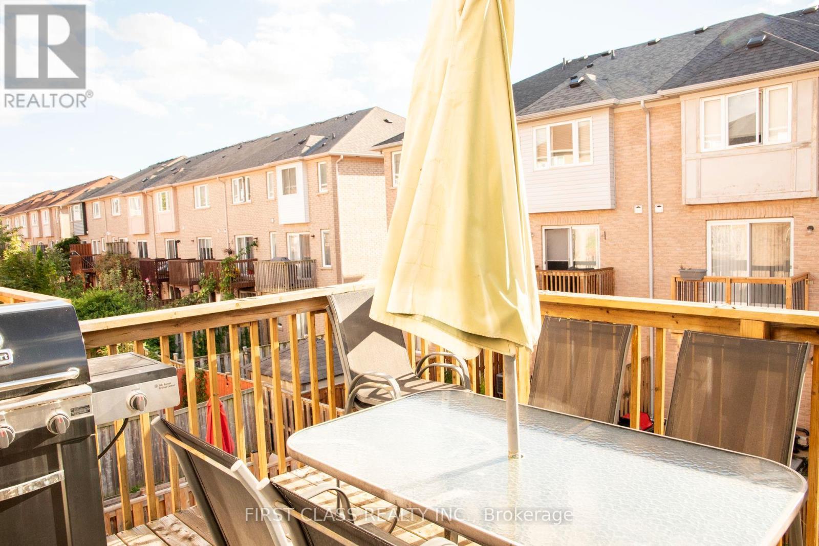 7224 Deanlee Court, Mississauga, Ontario  L5N 8R5 - Photo 15 - W13886544