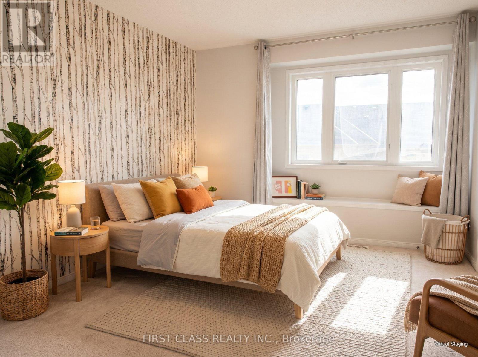7224 Deanlee Court, Mississauga, Ontario  L5N 8R5 - Photo 4 - W13886544