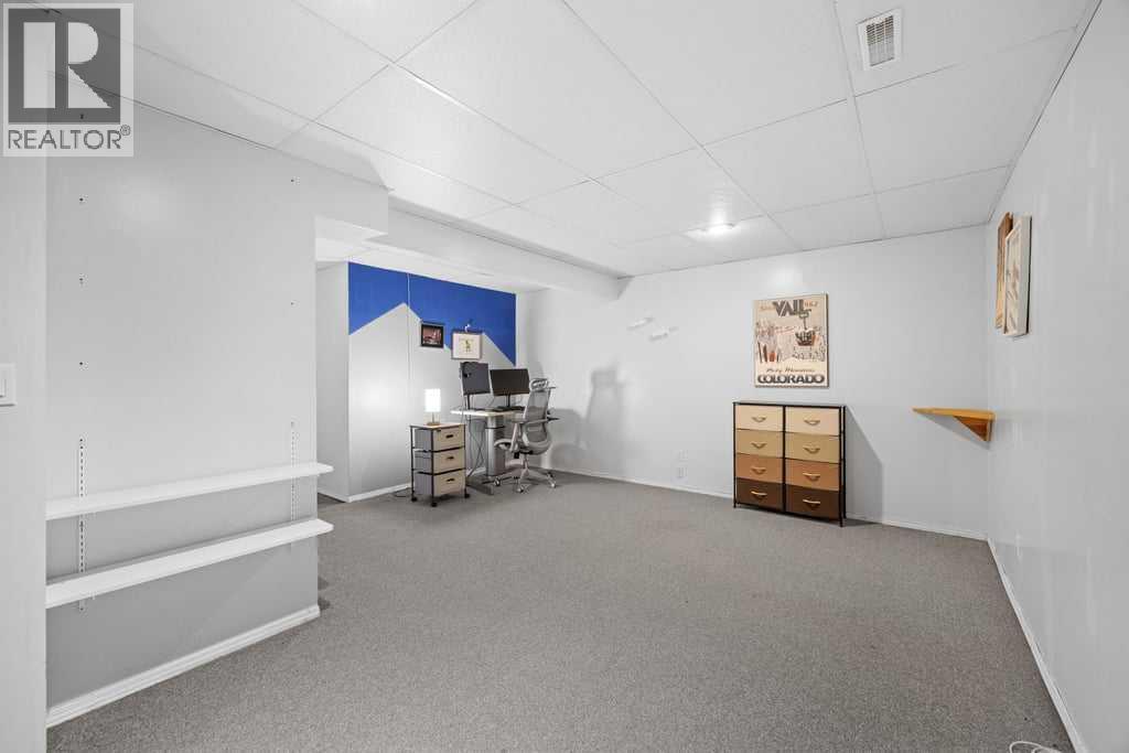 109 Patina Park SW, Calgary, Alberta  T3H 3E2 - Photo 22 - A2350322