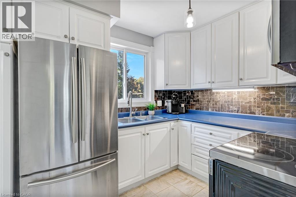 1708 Franklin Boulevard, Cambridge, Ontario  N3C 1P1 - Photo 11 - 40868710