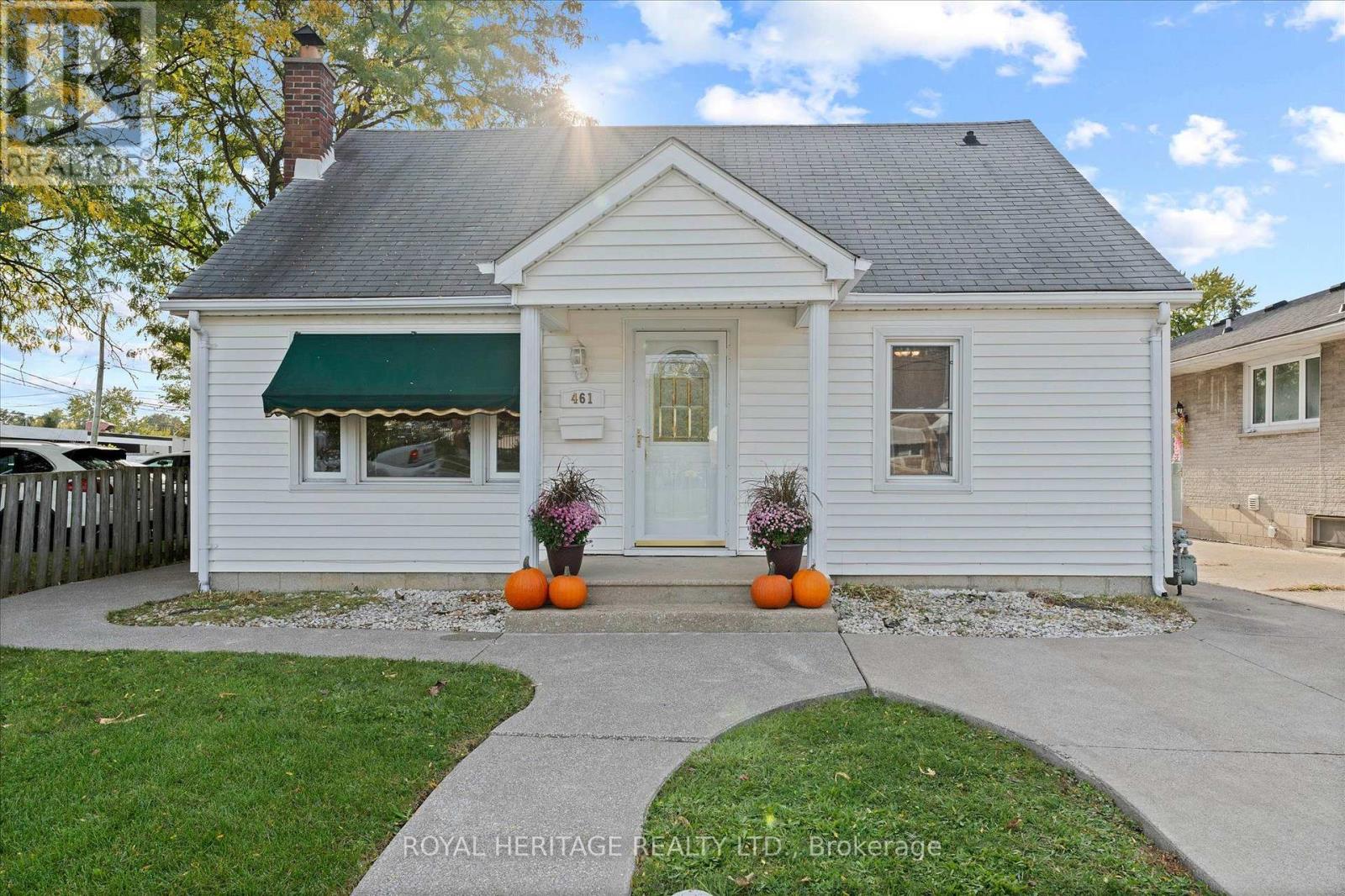 461 LAUZON ROAD, Windsor, Ontario