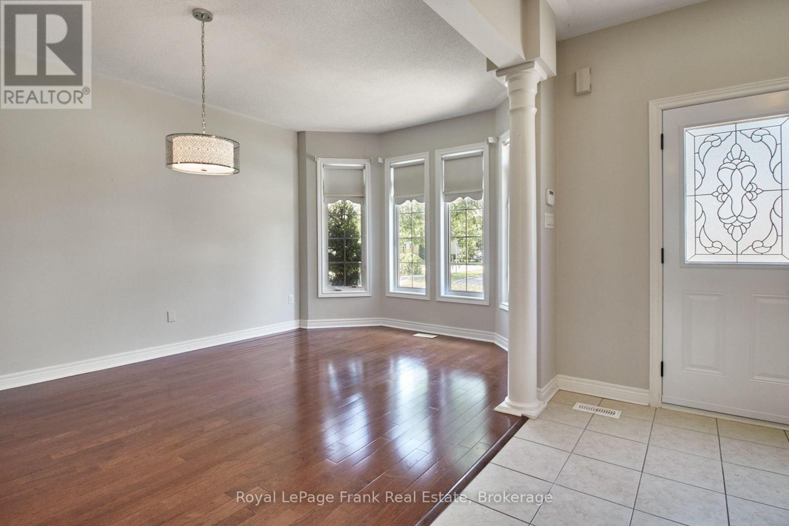 43 HELSTON CRESCENT