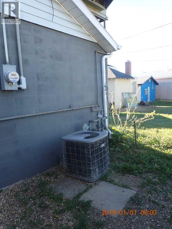 4920 50 Street, Alix, Alberta  T0C 0B0 - Photo 35 - A2350193