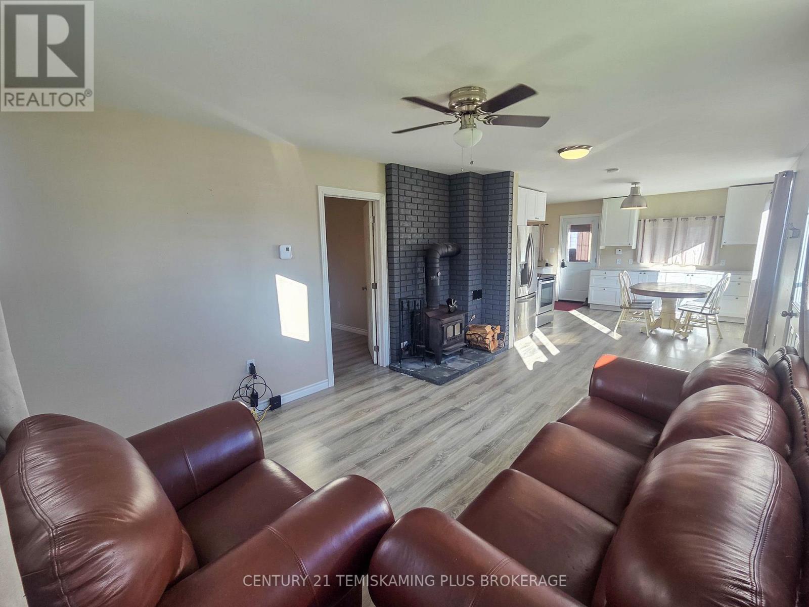 111 Second Avenue, Englehart, Ontario  P0J 1H0 - Photo 10 - T13886596