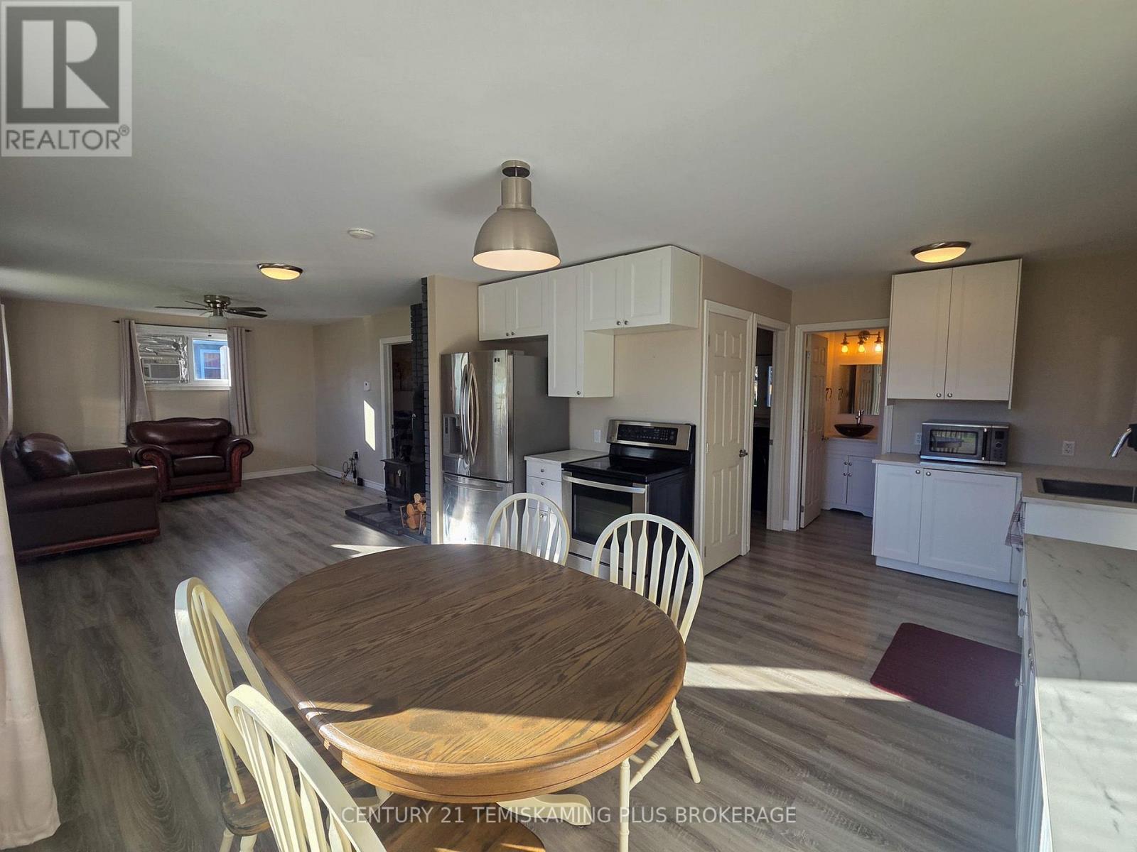 111 Second Avenue, Englehart, Ontario  P0J 1H0 - Photo 7 - T13886596
