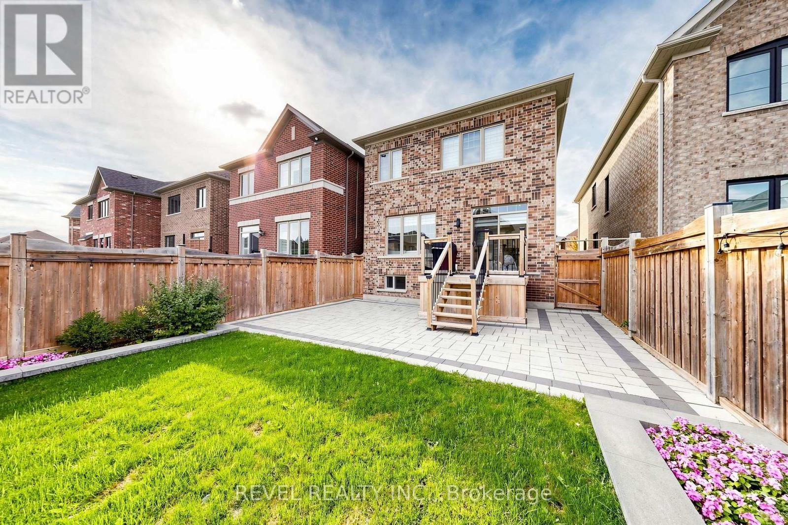 6 Dumaine Street, Whitby, Ontario L1P 0G8 - Photo 46 - E13886578