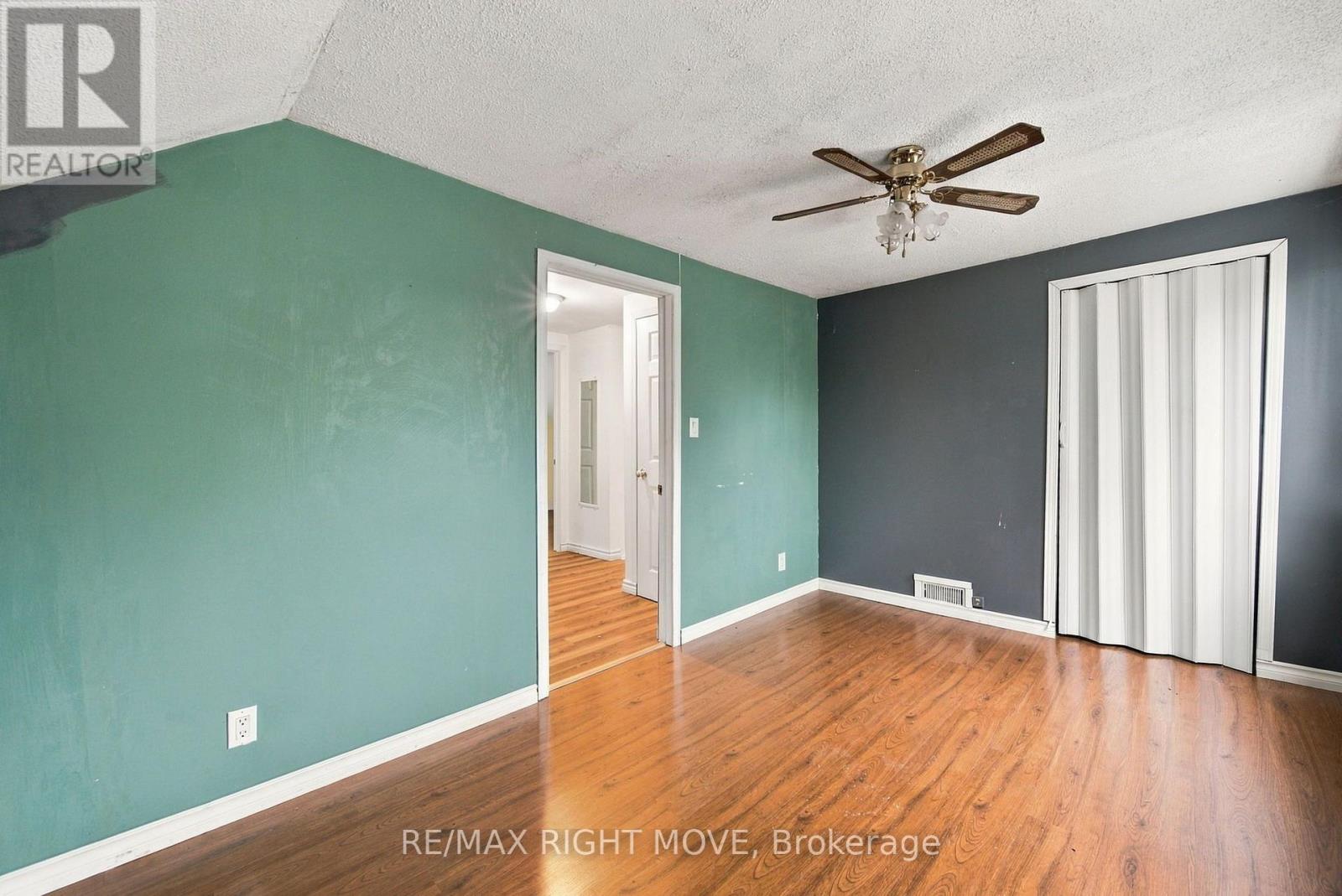 173 Barrie Road, Orillia, Ontario  L3V 2P6 - Photo 24 - S13886574