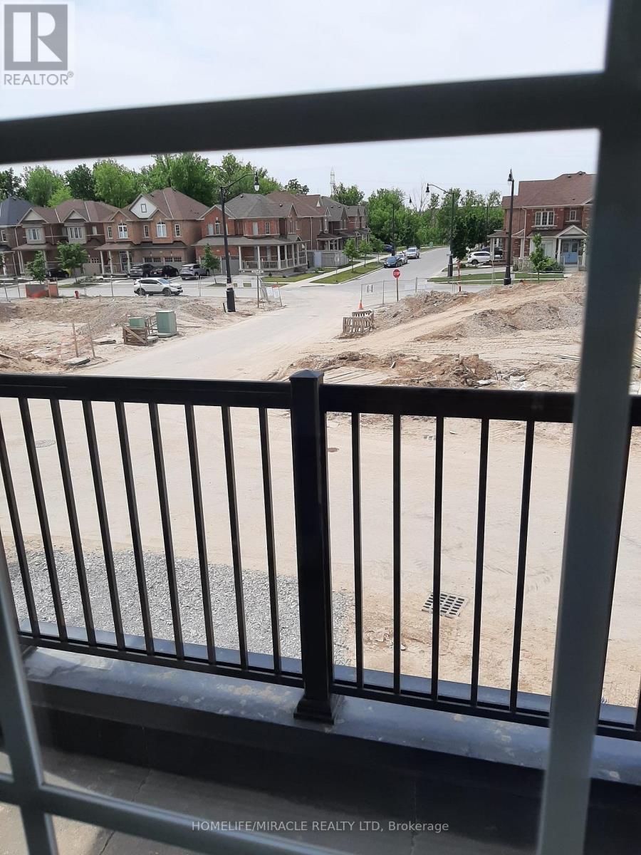 63 Hashmi Place E, Brampton, Ontario  L6Y 0H8 - Photo 15 - W13886570