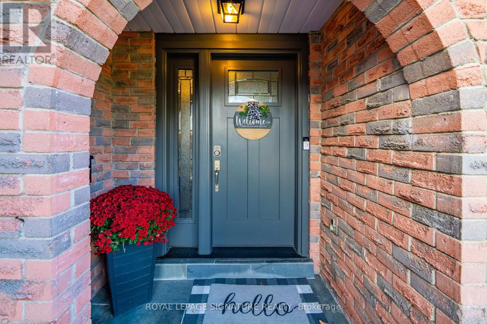 2595 Cavendish Drive, Burlington, Ontario  L7P 4A9 - Photo 4 - W13886588