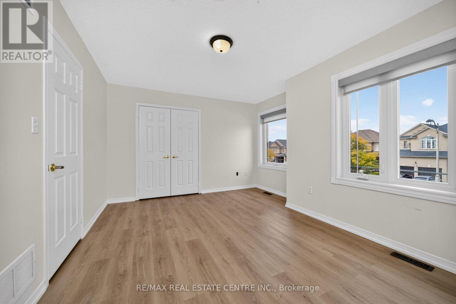 21 River Heights Drive, Brampton, Ontario  L6P 2M9 - Photo 40 - W13886594