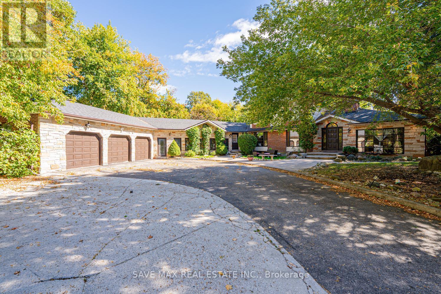 1215 MARTINS BOULEVARD, Brampton, Ontario
