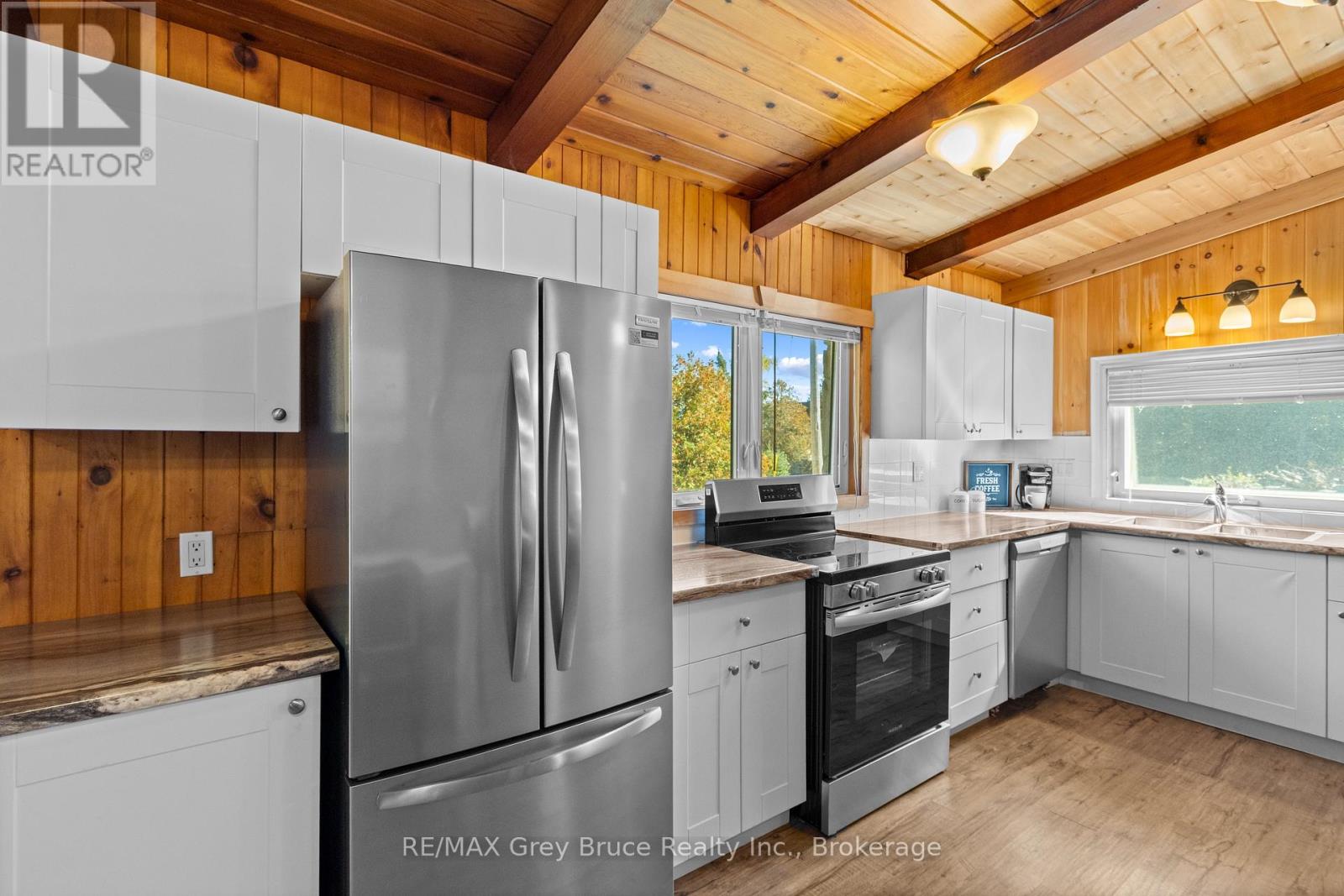 173 Isthmus Bay Road, Northern Bruce Peninsula, Ontario  N0H 1W0 - Photo 13 - X13866002