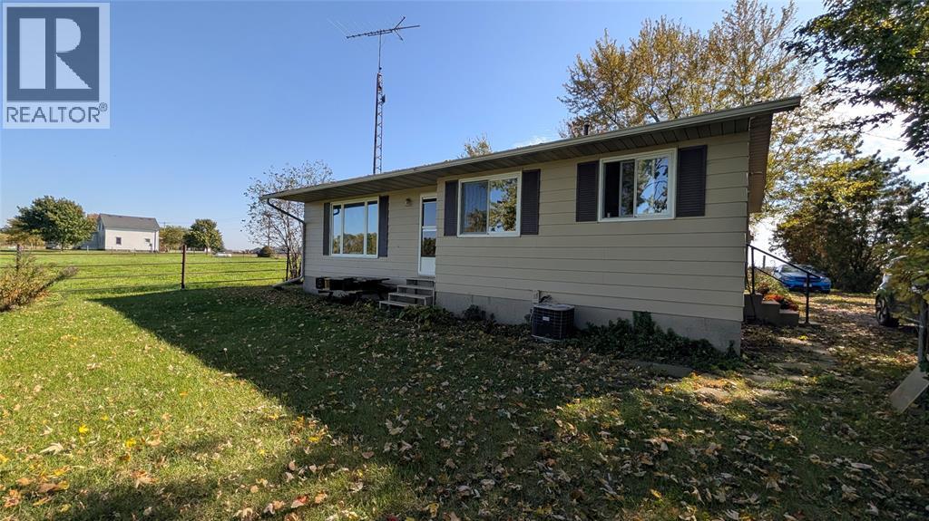 1534 Burman Line, St Clair, Ontario  N0P 2R0 - Photo 6 - 26024886