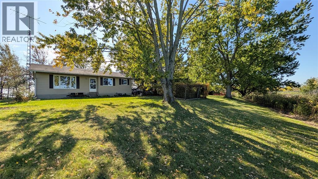 1534 Burman Line, St Clair, Ontario  N0P 2R0 - Photo 7 - 26024886