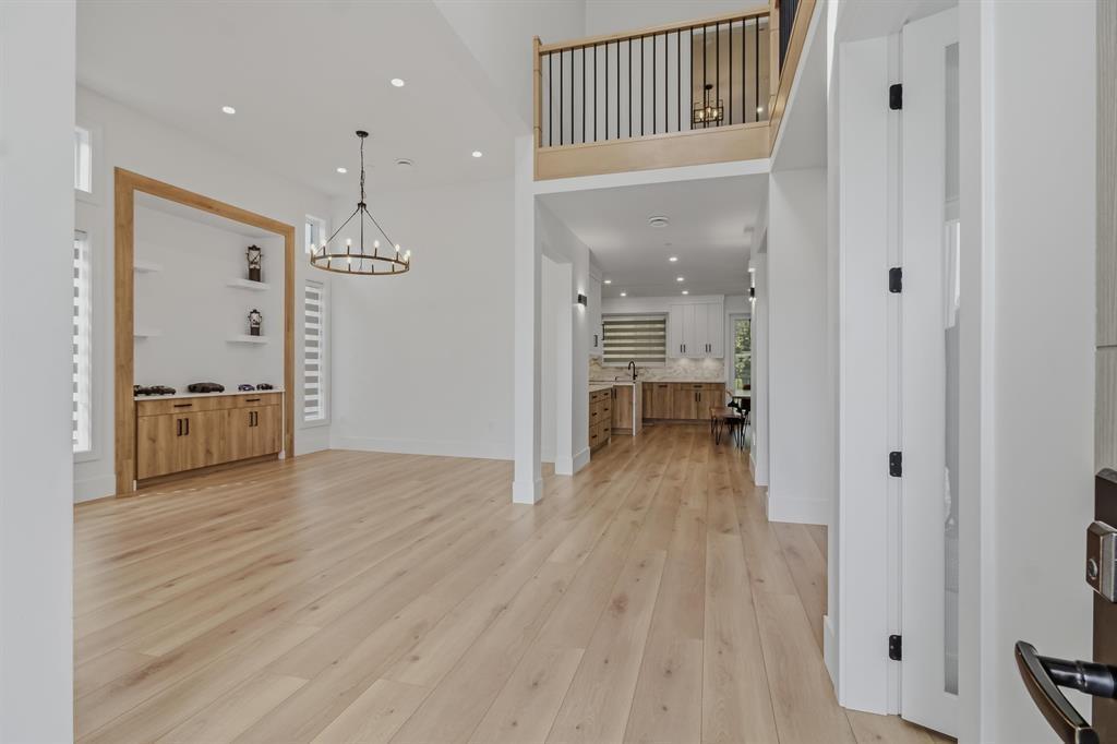 8701 Cleven Drive, Mission, British Columbia  V2V 6Y6 - Photo 12 - R3173848